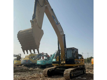 Excavadora de cadenas CATERPILLAR