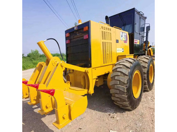 Grader CATERPILLAR 140K