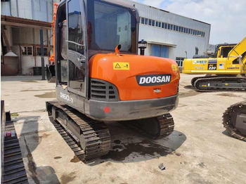 Leasing de  Used Digger Doosan Dh60-7 Construction Machinery Construction Digger Used Doosan Dh60-7 Cheap Excavator [ Copy ] Used Digger Doosan Dh60-7 Construction Machinery Construction Digger Used Doosan Dh60-7 Cheap Excavator [ Copy ]: foto 4