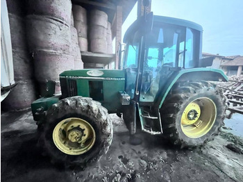 Tractor JOHN DEERE 6200