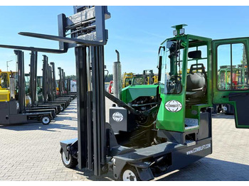 Carretilla de 4 vías COMBILIFT