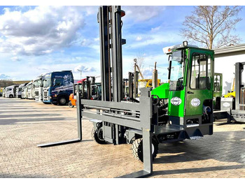 Carretilla de 4 vías COMBILIFT