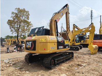 Maquinaria de construcción CATERPILLAR