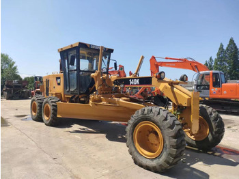 Grader CATERPILLAR 140K