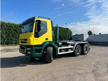 Camión multibasculante IVECO Trakker
