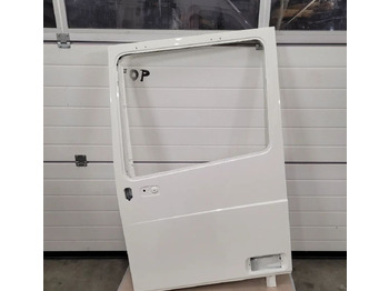 Puerta y piezas DAF XF 106