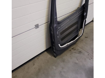 Puerta y piezas para Camión DRZWI RENAULT RANGE T GAMA ORYGINAŁ CHWALIM116: foto 5