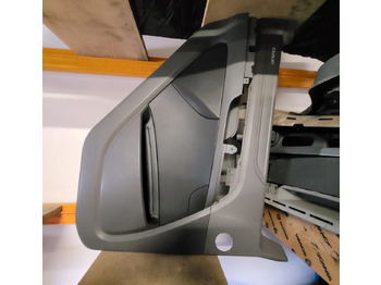 Puerta y piezas DAF CF