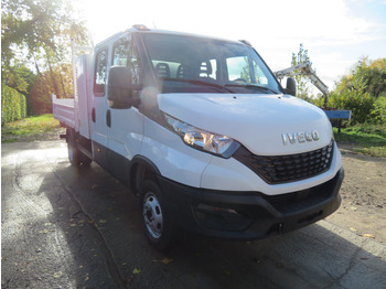Volquete furgoneta IVECO Daily 35c16