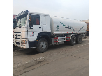 Camión cisterna SINOTRUK HOWO