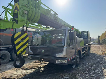 Grúa todo terreno ZOOMLION Crane ZTC300V  30Ton: foto 3