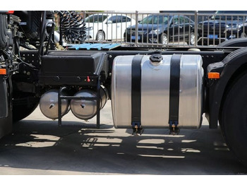 Cabeza tractora nuevo FAW Faw 380HP J6P Truck for Sale in Senegal: foto 5 Cabeza tractora nuevo FAW Faw 380HP J6P Truck for Sale in Senegal: foto 5