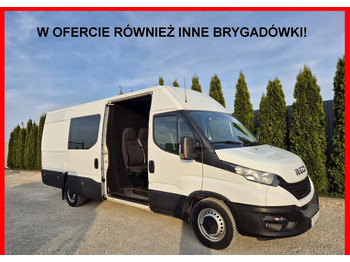Furgoneta combi IVECO Daily 35s18
