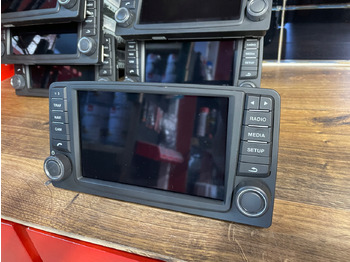Sistema de navegación para Camión RADIO NAWIGACJA MAN TGS TGX EURO 6 81281006043 WYMIENIONY WYŚWIETLACZ: foto 3
