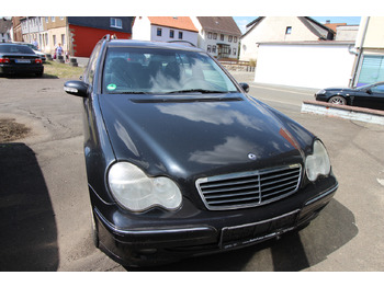 Coche familiar MERCEDES-BENZ