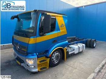 Camión chasis MERCEDES-BENZ Actros 1843