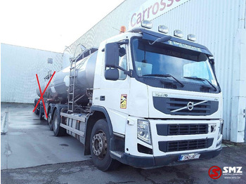 Camión cisterna VOLVO FM