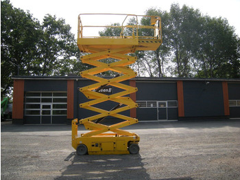 Camión con plataforma elevadora GENIE