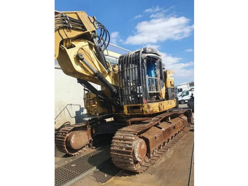 Excavadora de cadenas CATERPILLAR