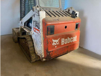 Minicargadora de cadenas Bobcat T140: foto 2