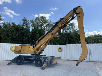 Manipulador de materiales LIEBHERR A 924
