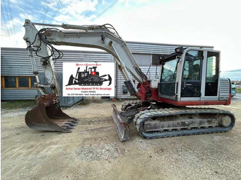 Excavadora de cadenas TAKEUCHI