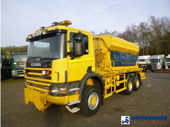 Máquina quitanieve SCANIA P114