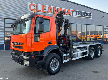 Camión multibasculante, Camión grúa Iveco Trakker AD380T41 6x4 Palfinger 15 Tonmeter laadkraan Just 159.492 Km!: foto 2