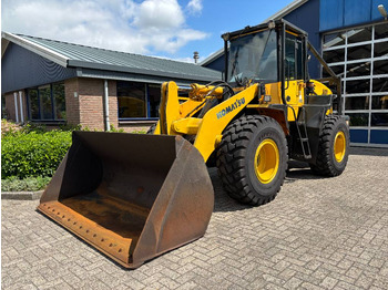 Cargadora de ruedas KOMATSU WA320-5