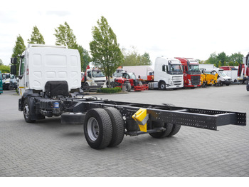 Camión chasis RENAULT D16 / Chassis 7.1 m / Differential lock: foto 5 Camión chasis RENAULT D16 / Chassis 7.1 m / Differential lock: foto 5