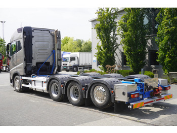 Camión grúa VOLVO FH16 750 8x4x4 / 750 HP! / Frame 685 cm / Steered 4th axle: foto 4