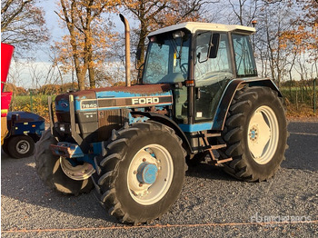 Tractor FORD