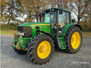 Tractor JOHN DEERE 2000 Series