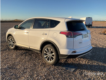 SUV/ Todoterreno 2019 Toyota RAV4 Hybrid SUV: foto 2