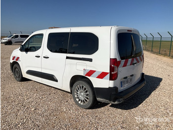 Minibús TOYOTA Proace