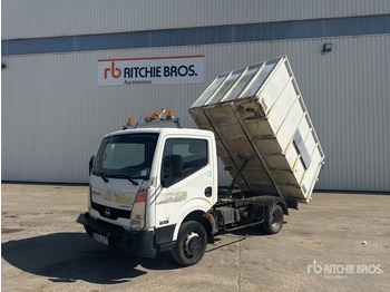 Camión volquete 2007 Nissan Cabstar 35.11 4x2 Camion Benne Dump Truck: Light Duty: foto 3