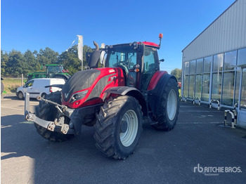 Tractor VALTRA T214