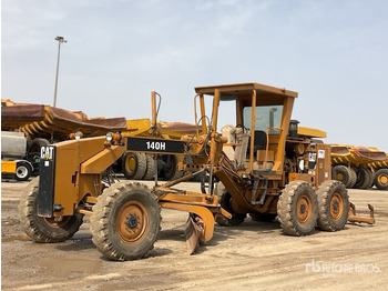 Grader CATERPILLAR 140H