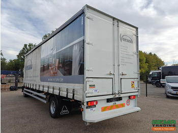 Leasing de Iveco Eurocargo 120E22 Dagcab Euro5 - 6CIL - Handgeschakeld - Schuifzeilenbak 8.6m - Volledig Bladgeveerd - SMARTTacho V2 Iveco Eurocargo 120E22 Dagcab Euro5 - 6CIL - Handgeschakeld - Schuifzeilenbak 8.6m - Volledig Bladgeveerd - SMARTTacho V2: foto 3