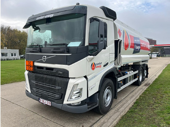 Camión cisterna VOLVO FM 380