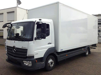 Camión caja cerrada MERCEDES-BENZ Atego 818