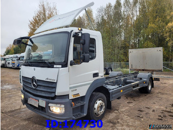 Camión chasis MERCEDES-BENZ Atego 1218