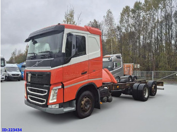 Camión chasis VOLVO FH13 500