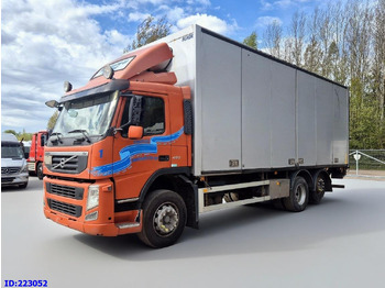Camión caja cerrada VOLVO FM11