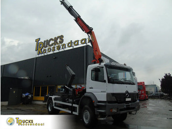 Camión grúa MERCEDES-BENZ Atego