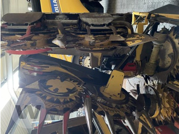 Cabezal de maíz New Holland 490 FIE: foto 3 Cabezal de maíz New Holland 490 FIE: foto 3