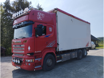 Camión volquete SCANIA