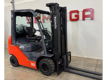 Carretilla elevadora de gas TOYOTA