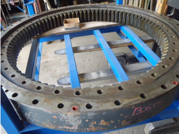 Corona de giro CATERPILLAR