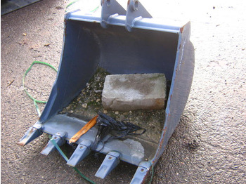Cazo HITACHI